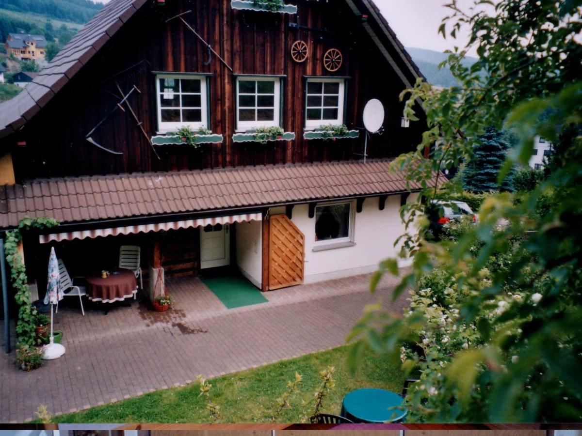 Ferienwohnung Hirtenhaus Attendorn Buitenkant foto